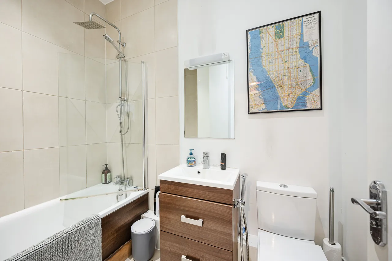 Flat 10b, Oakwood House, London, photo 9