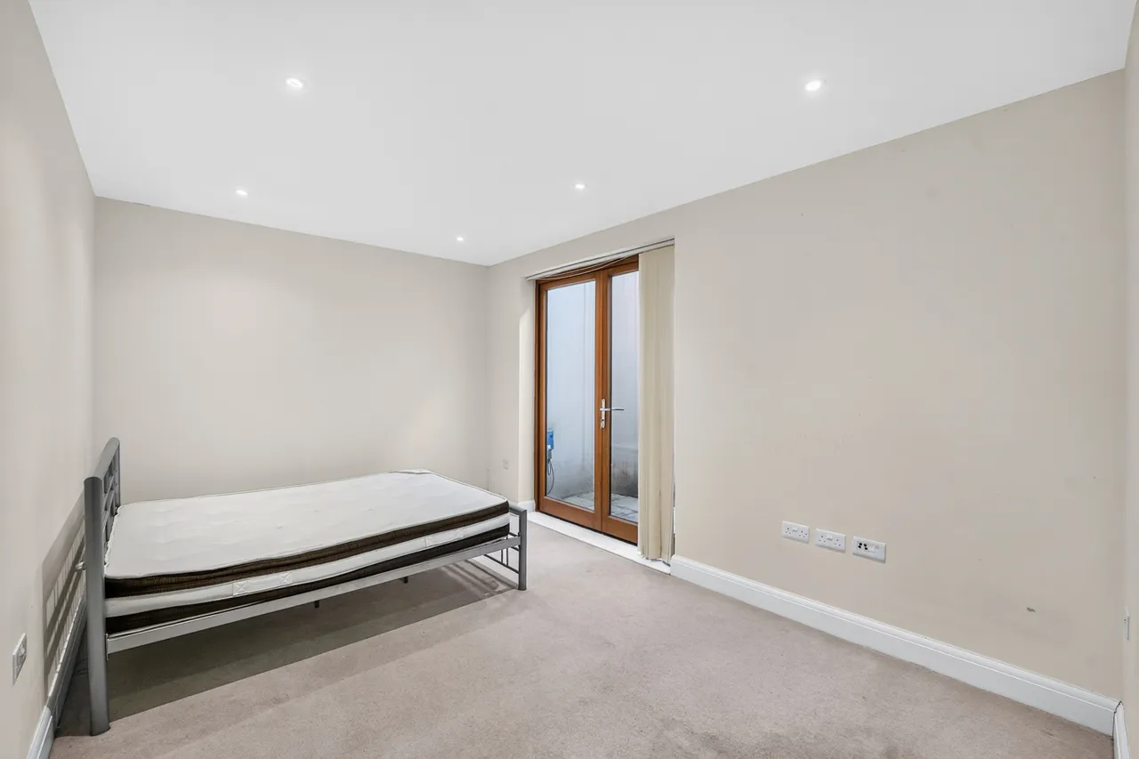Paragon Mews, Meadow Road, London, SW8, photo 12