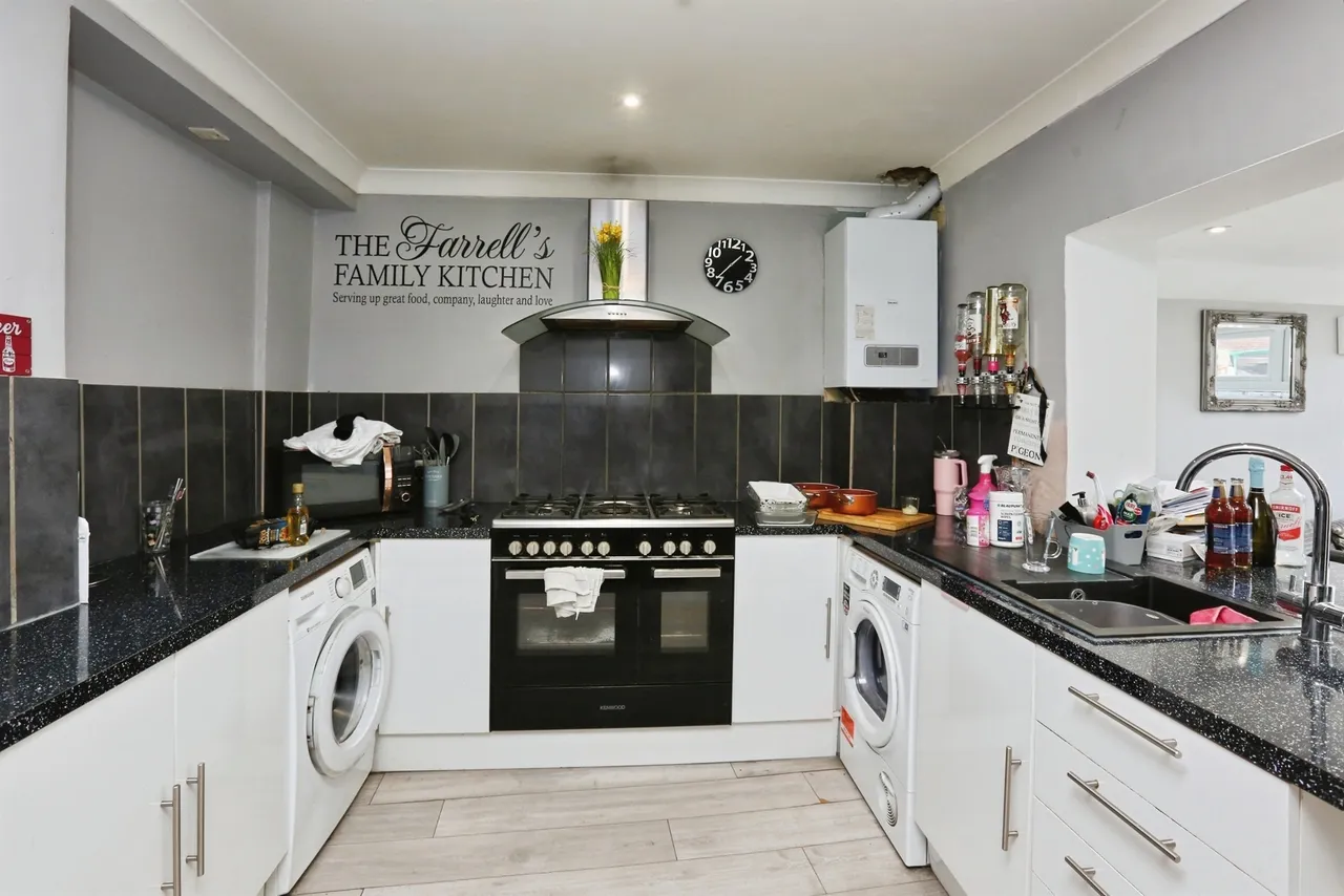 Grange Crescent, Gosport, PO12, photo 6