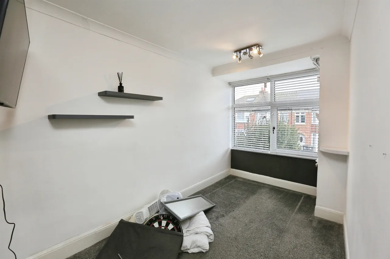 Grange Crescent, Gosport, PO12, photo 9