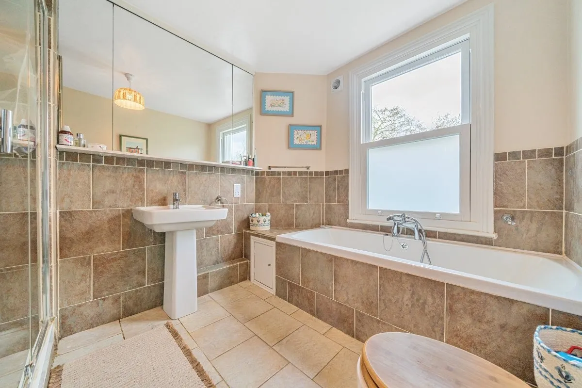 Franche Court Road, Earlsfield, SW17, photo 12