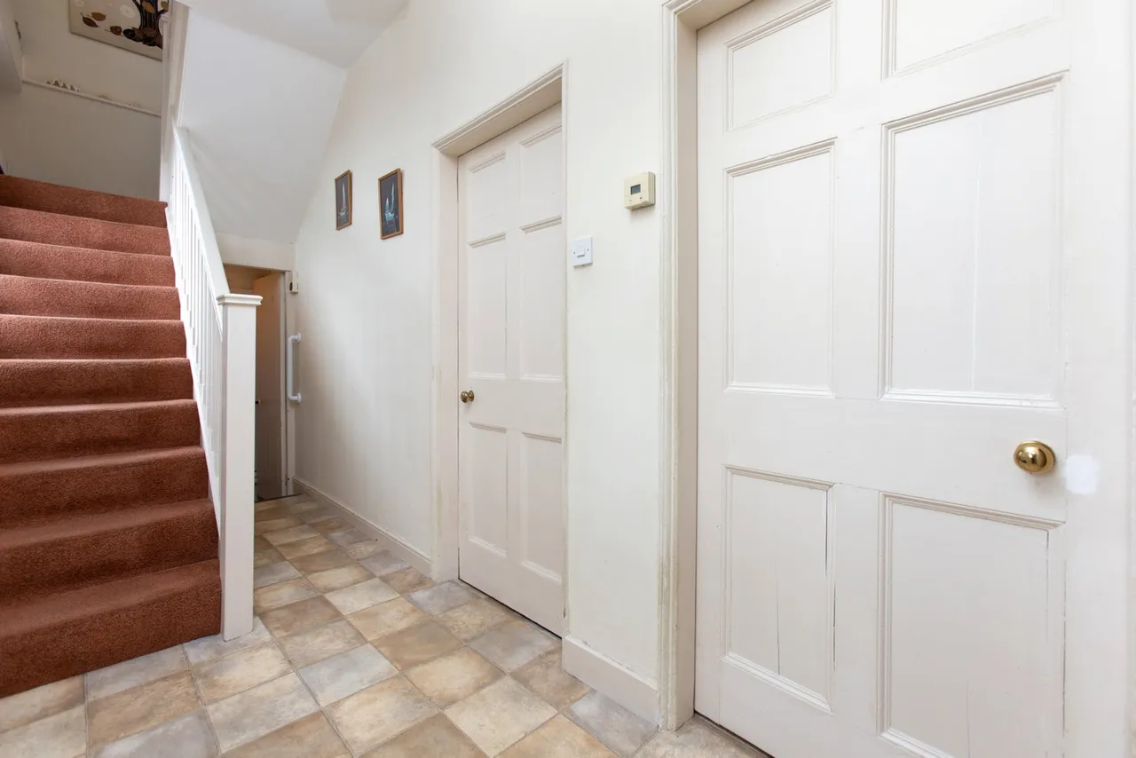 Hillworth Road, Devizes, SN10, photo 5