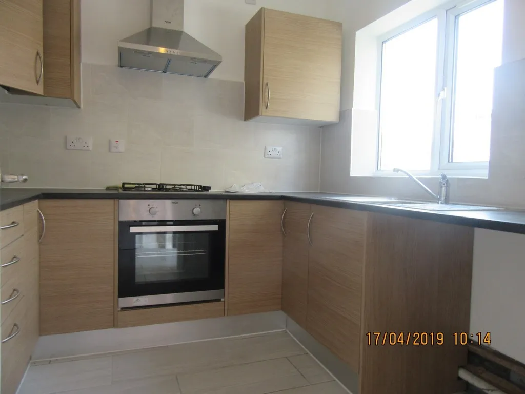 Cherwell Grove, South Ockendon., photo 9