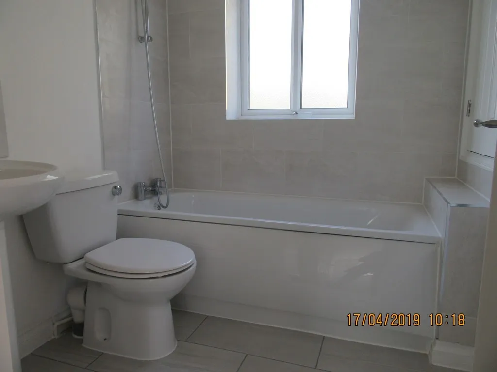 Cherwell Grove, South Ockendon., photo 13