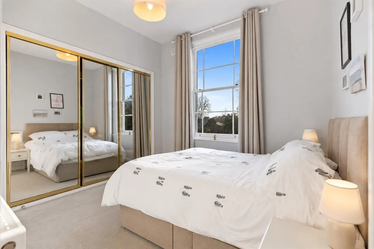 Upper Park Road. Belsize Park, London NW3 2UP, photo 5