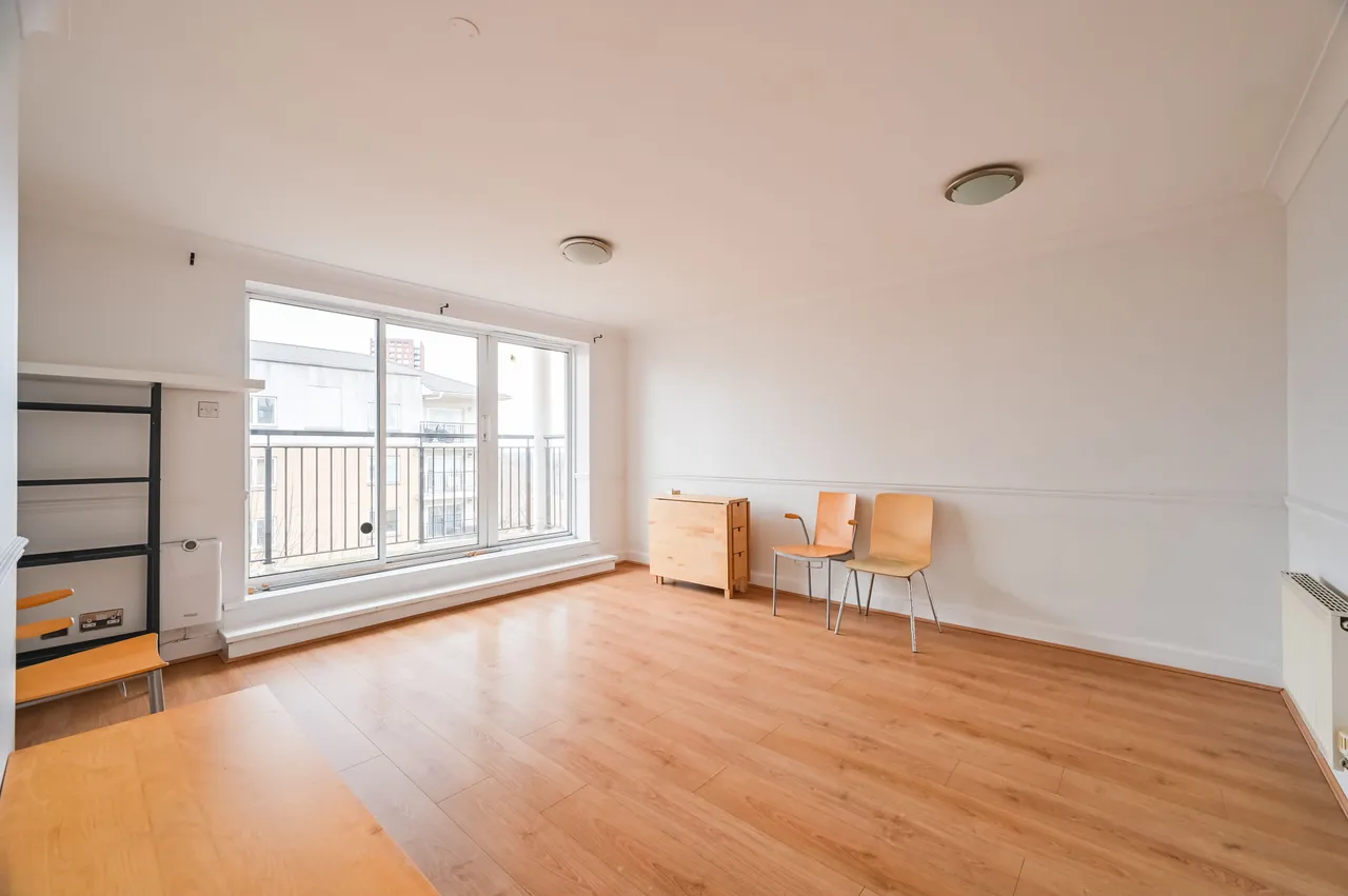 1 bed flat for sale, London, E14