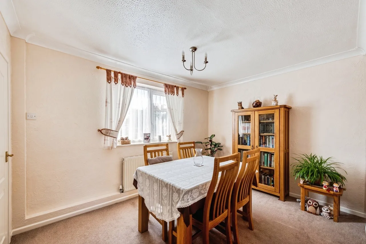 Moredon Road, Swindon, Wiltshire, SN25, photo 13