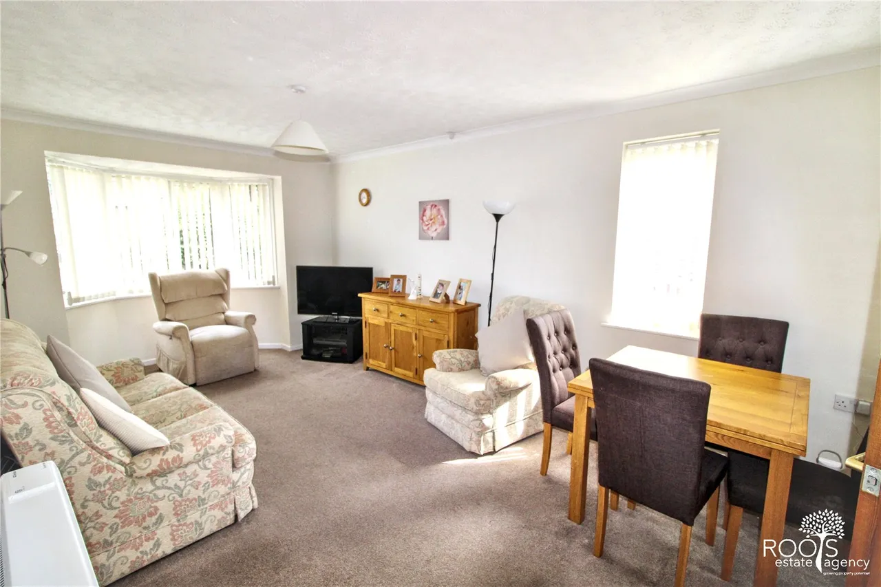 Thatcham, Berkshire, photo 3