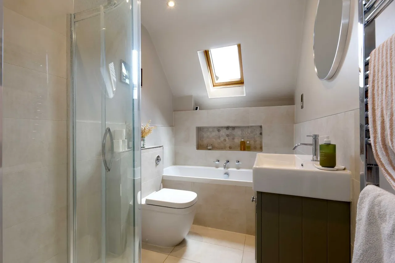 Wheeler Place, Beaconsfield, HP9, photo 12