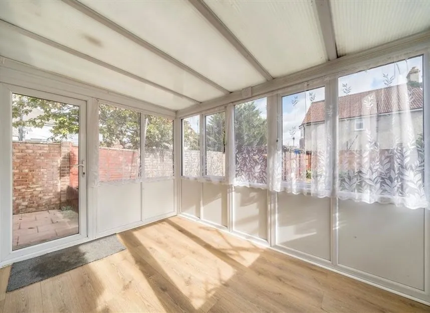 Teignmouth Road, Welling, DA16, photo 9