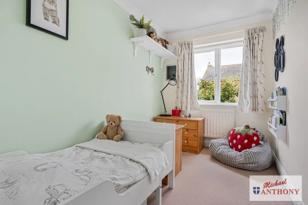 Barnet Close, Oakhill, Milton Keynes, Buckinghamshire, MK5 6BF, photo 11