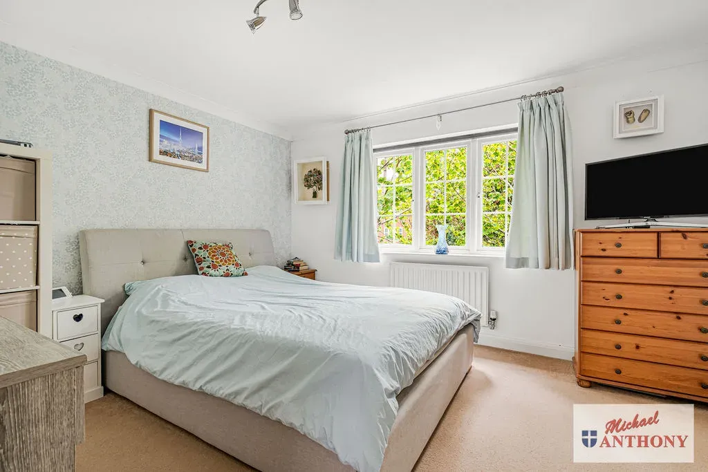 Barnet Close, Oakhill, Milton Keynes, Buckinghamshire, MK5 6BF, photo 7