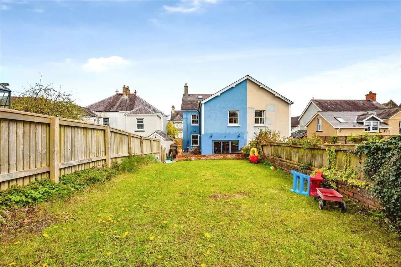 Crescent Road, Llandeilo, SA19, photo 15