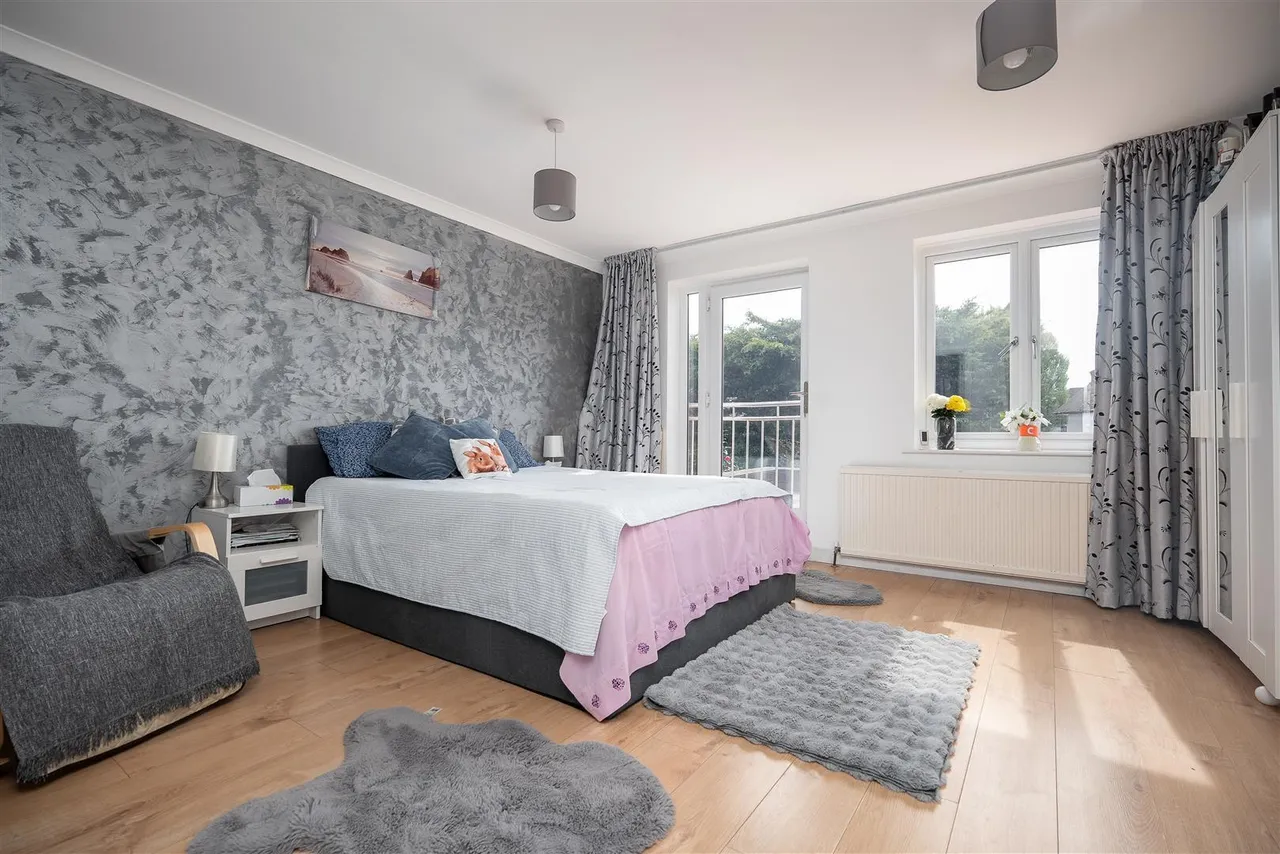 Thatcher Close, West Drayton, UB7, photo 14
