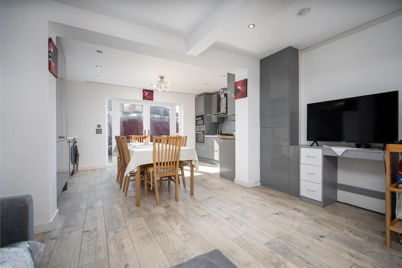 Thatcher Close, West Drayton, UB7, photo 4