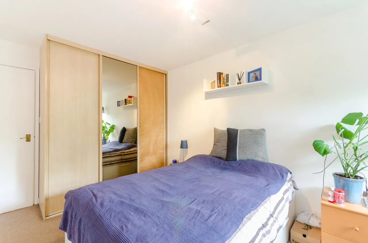 3 bed flat to rent, Surbiton, KT6