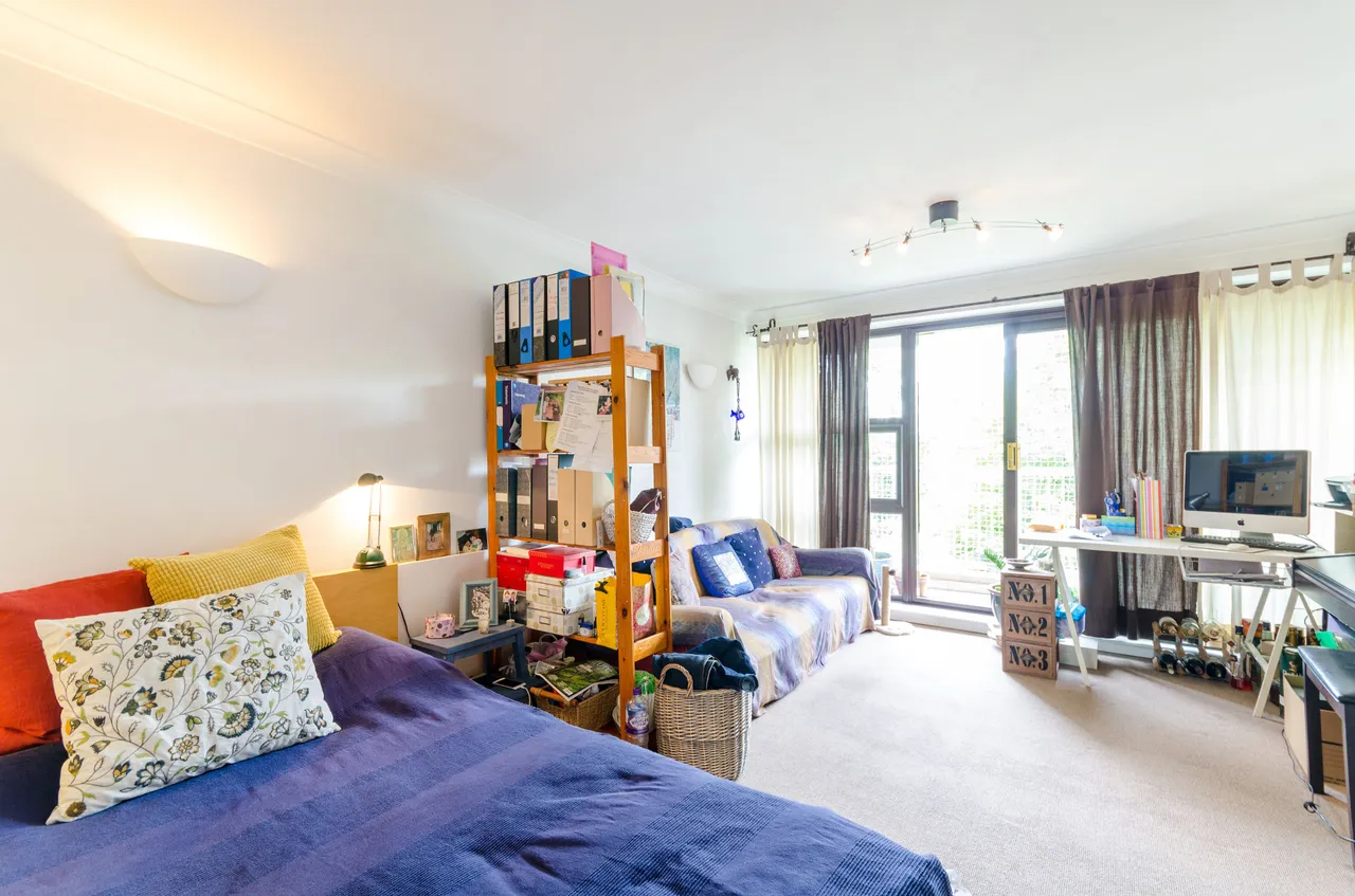 Surbiton, KT6, photo 3