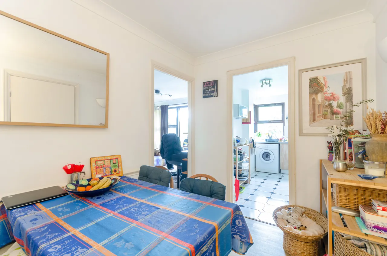 Surbiton, KT6, photo 8
