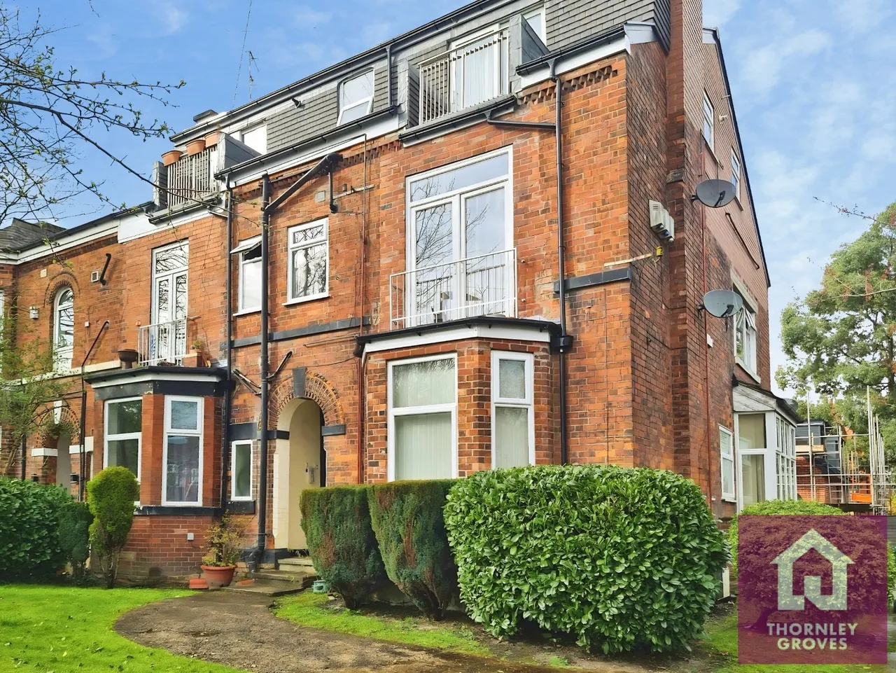 2 bed flat for sale, Manley Road, Whalley Range, M16