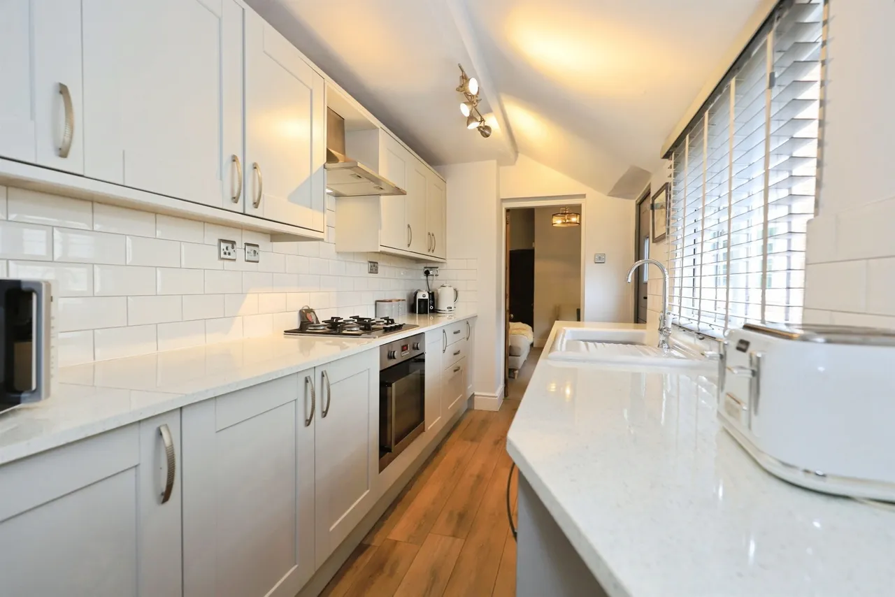 Neville Avenue, Kidderminster, DY11, photo 6