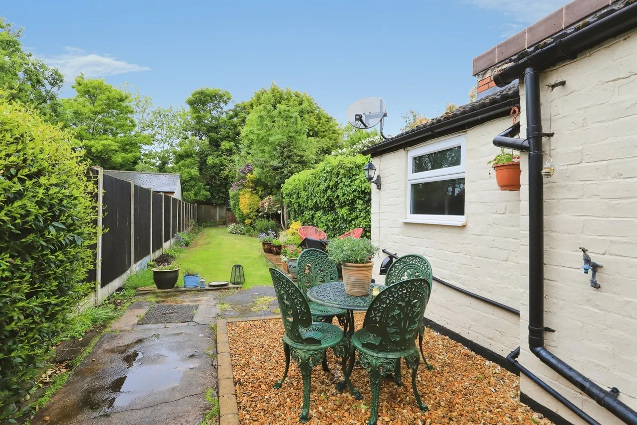 Neville Avenue, Kidderminster, DY11, photo 15