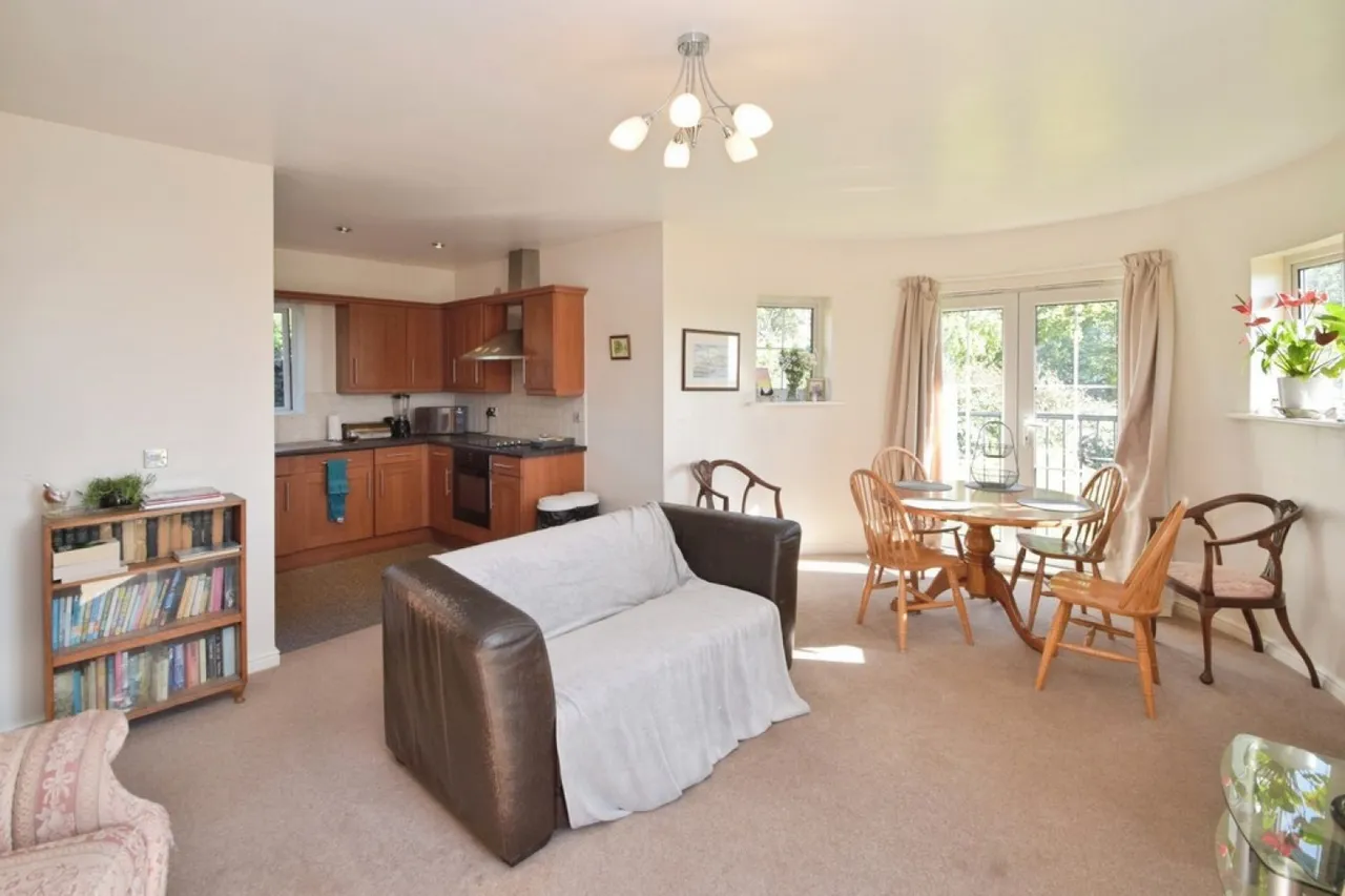 Gilstead, Bingley, West Yorkshire, photo 7