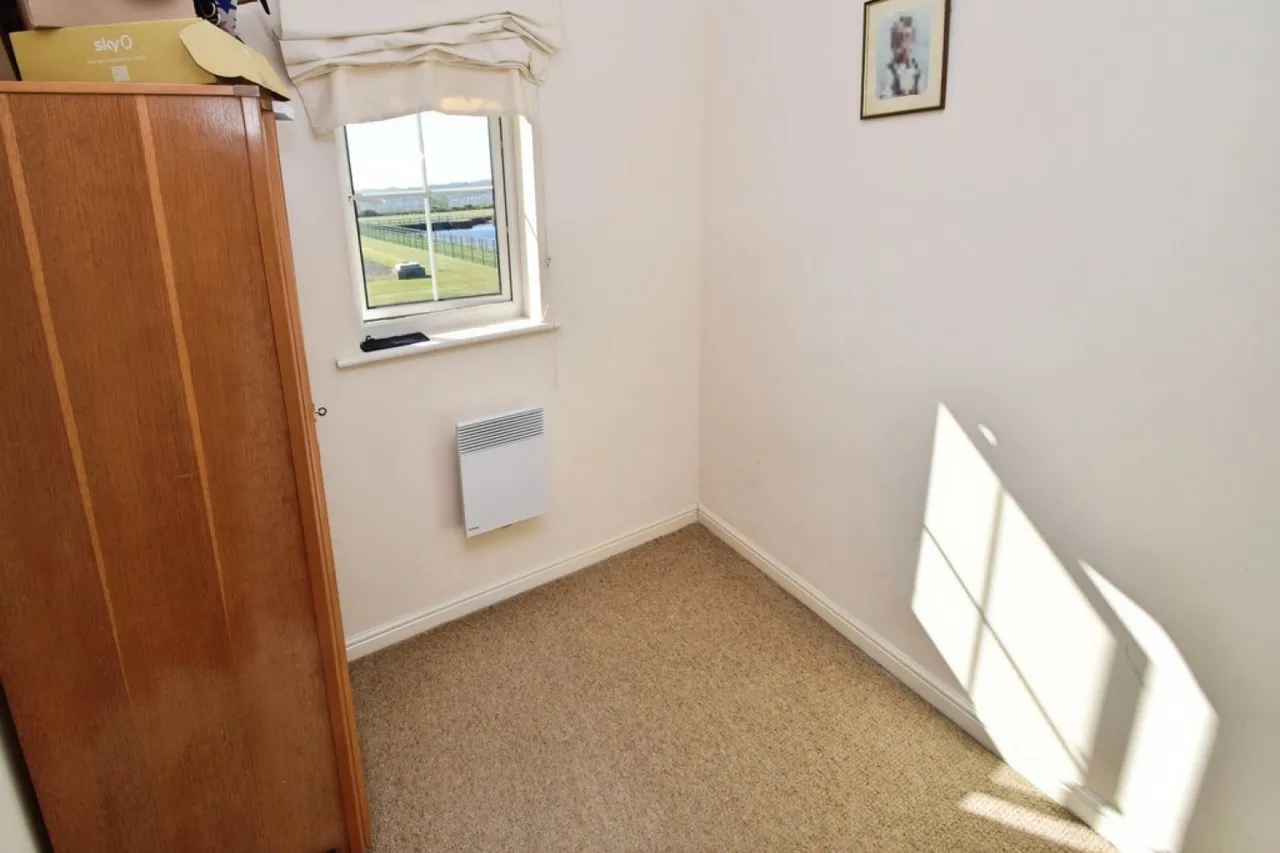 Gilstead, Bingley, West Yorkshire, photo 11