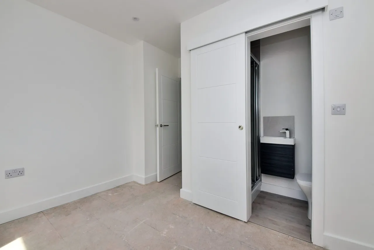London Road, Kingston Upon Thames, KT2, photo 6