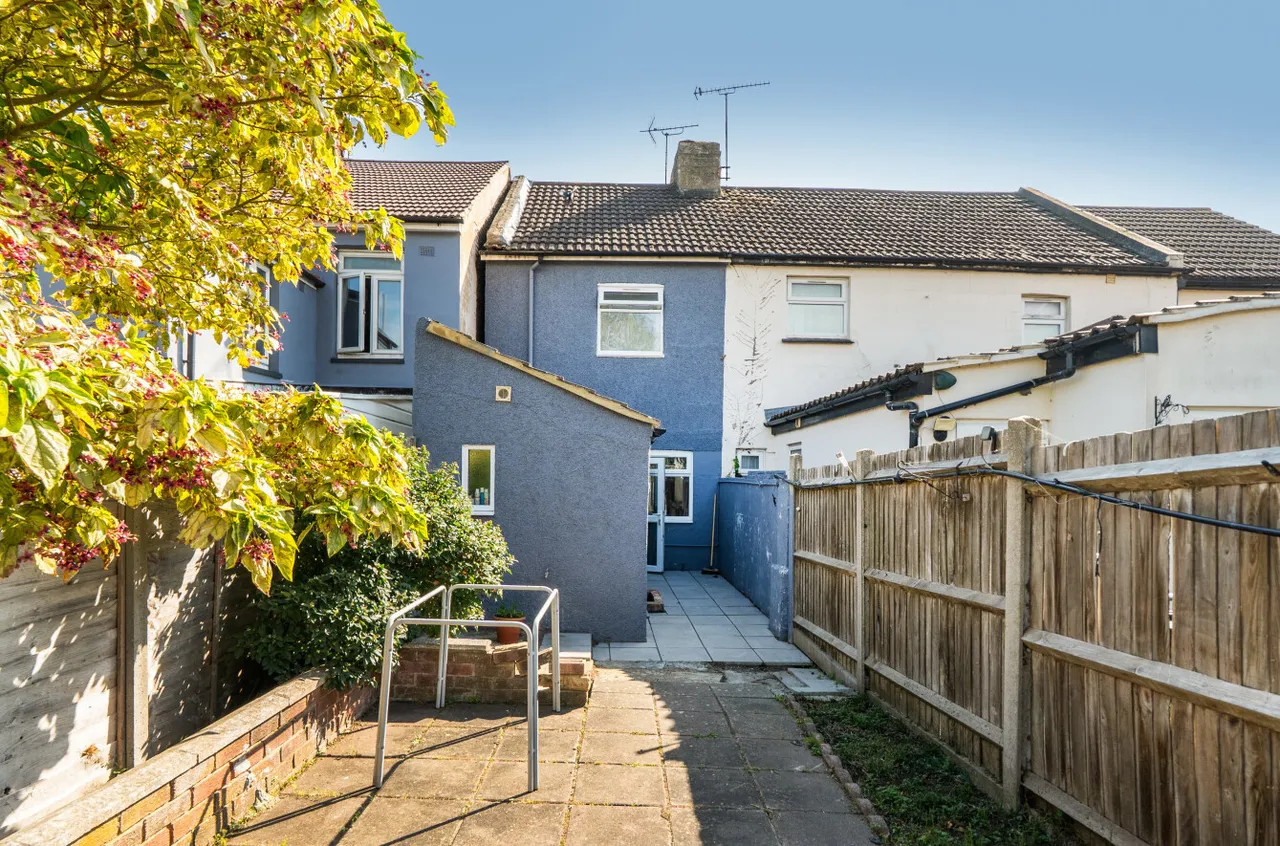 Broomfield Road, Swanscombe, DA10, photo 5