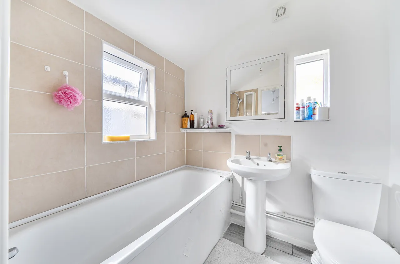 Broomfield Road, Swanscombe, DA10, photo 10