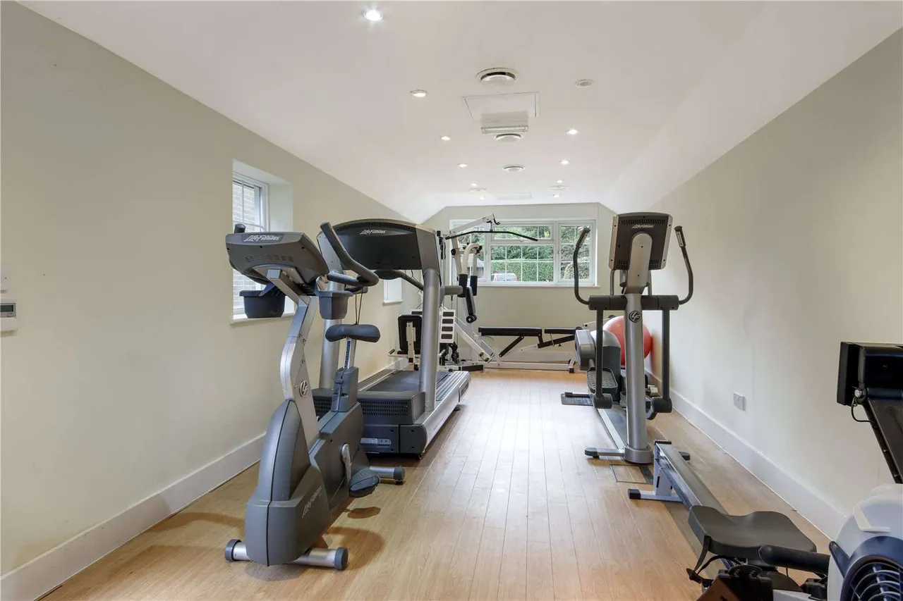 Marle Place Road, Brenchley, Tonbridge, Kent, TN12 7HS, photo 9