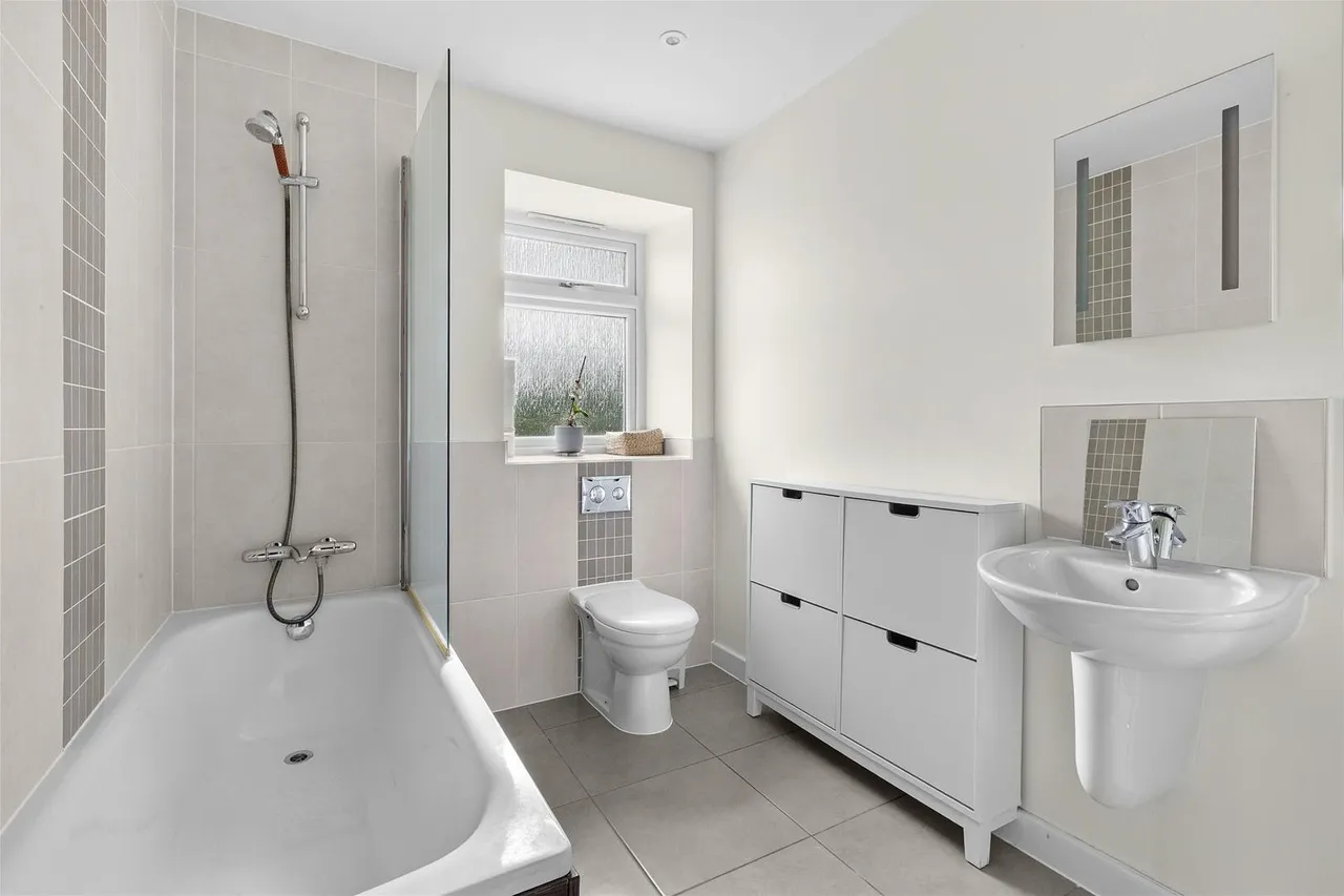Carrington Road, High Wycombe, HP12, photo 10