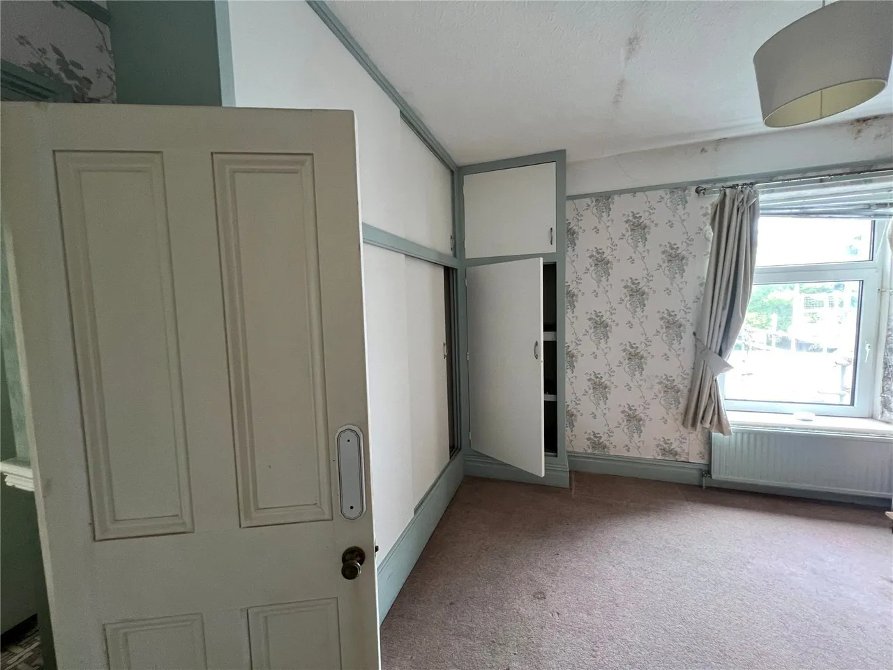 Coleshill Terrace, Llanelli, SA15, photo 13