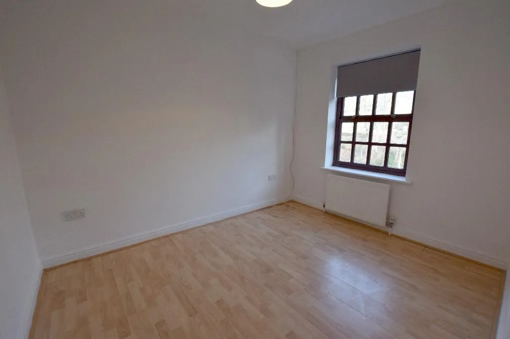 Fieldhouse Court, Stone, ST15, photo 9