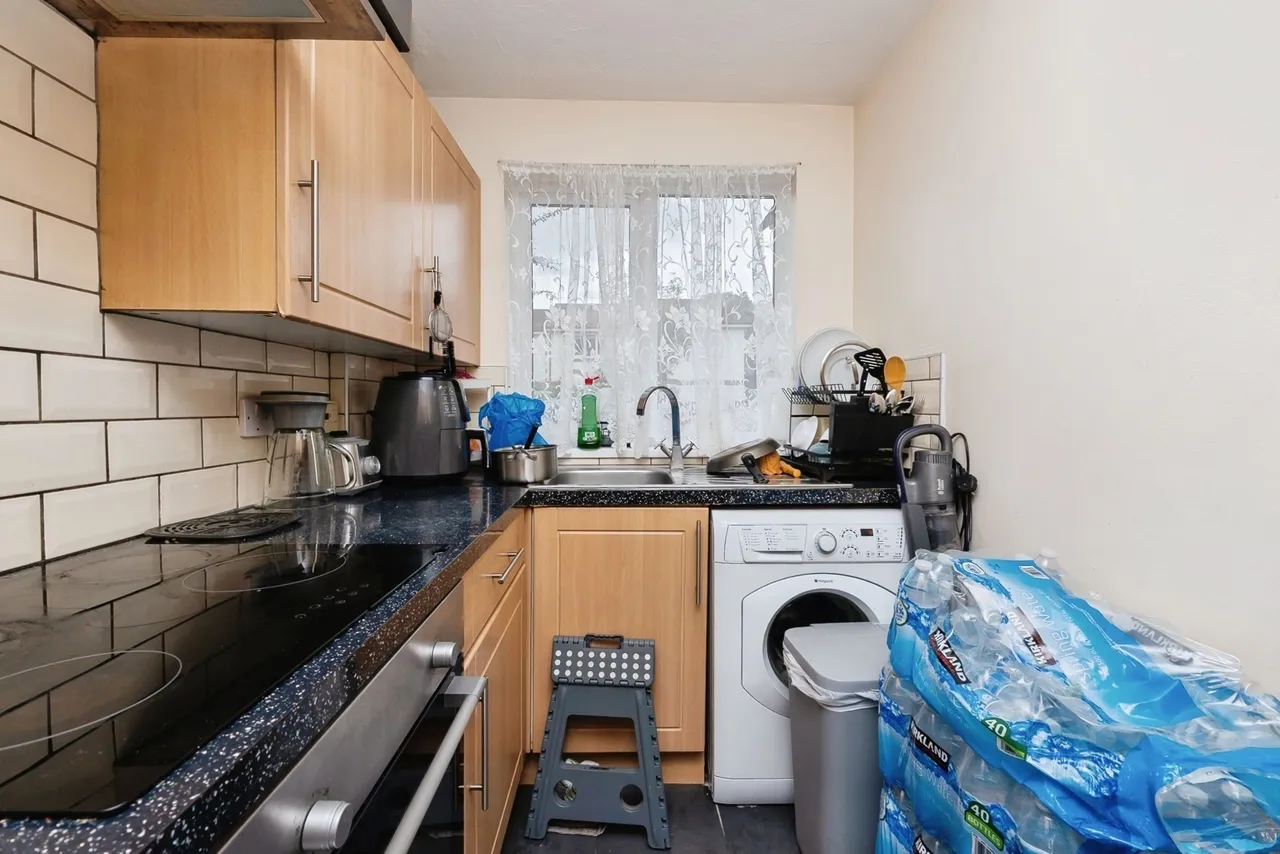 Burgess Green Close, St. Annes Park, Bristol, BS4, photo 12