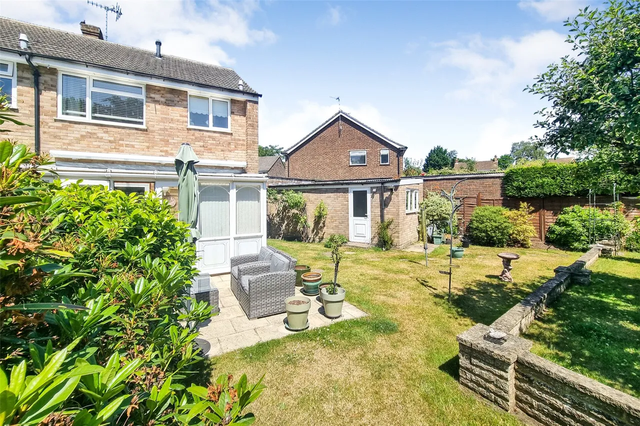 Burrwood Gardens, Ash Vale, Guildford, Surrey, GU12 5HN, photo 15