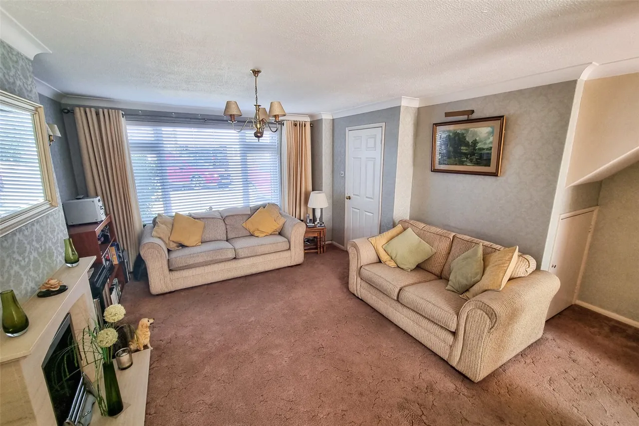 Burrwood Gardens, Ash Vale, Guildford, Surrey, GU12 5HN, photo 10