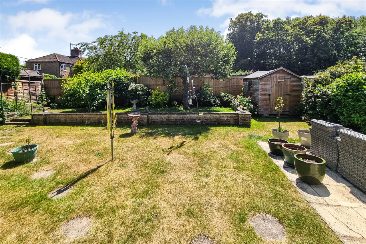 Burrwood Gardens, Ash Vale, Guildford, Surrey, GU12 5HN, photo 6