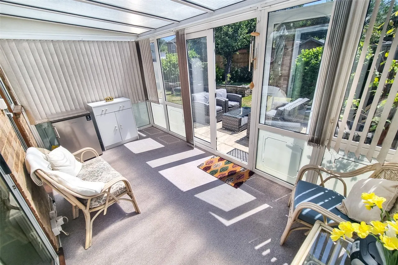 Burrwood Gardens, Ash Vale, Guildford, Surrey, GU12 5HN, photo 11