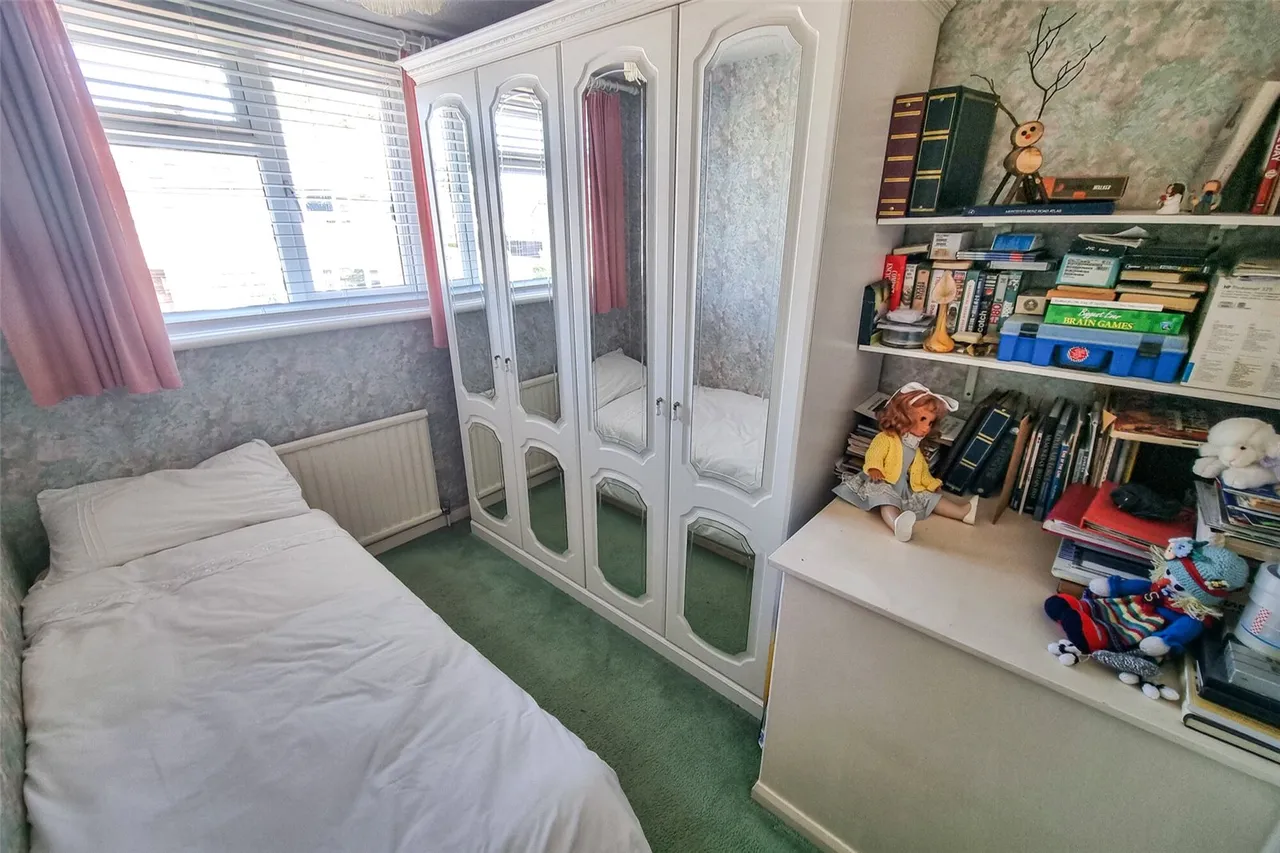 Burrwood Gardens, Ash Vale, Guildford, Surrey, GU12 5HN, photo 14