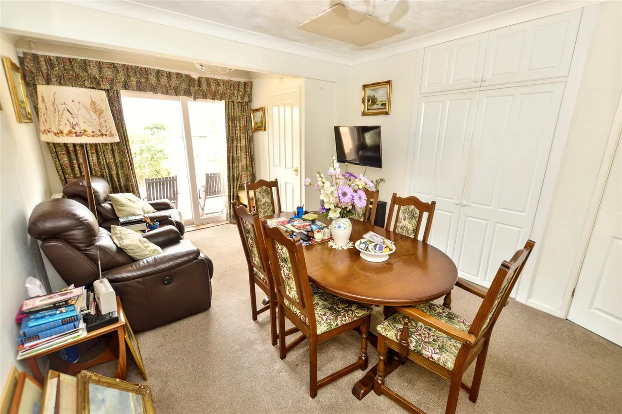 De Morley Garth, Sheringham, NR26, photo 11