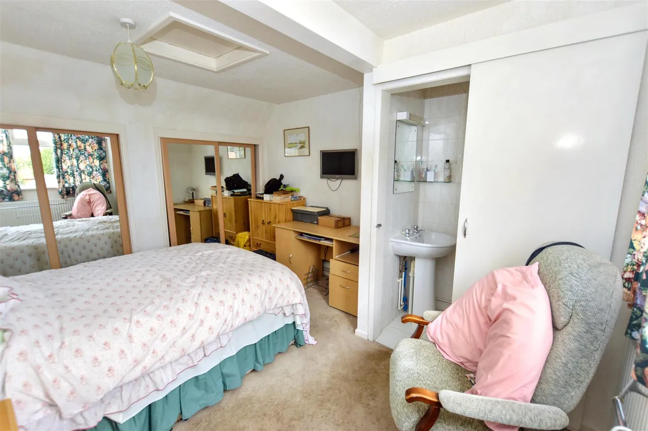 De Morley Garth, Sheringham, NR26, photo 13