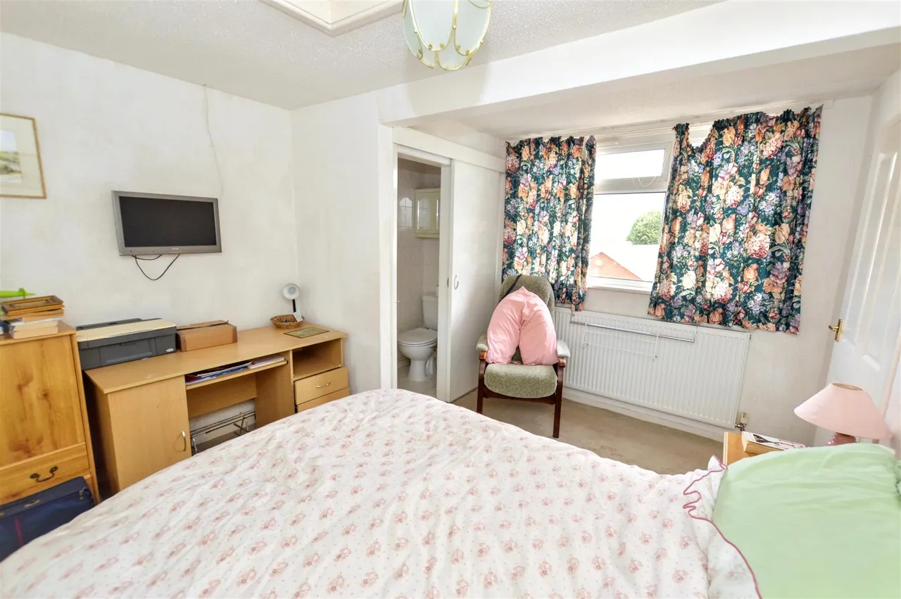De Morley Garth, Sheringham, NR26, photo 14