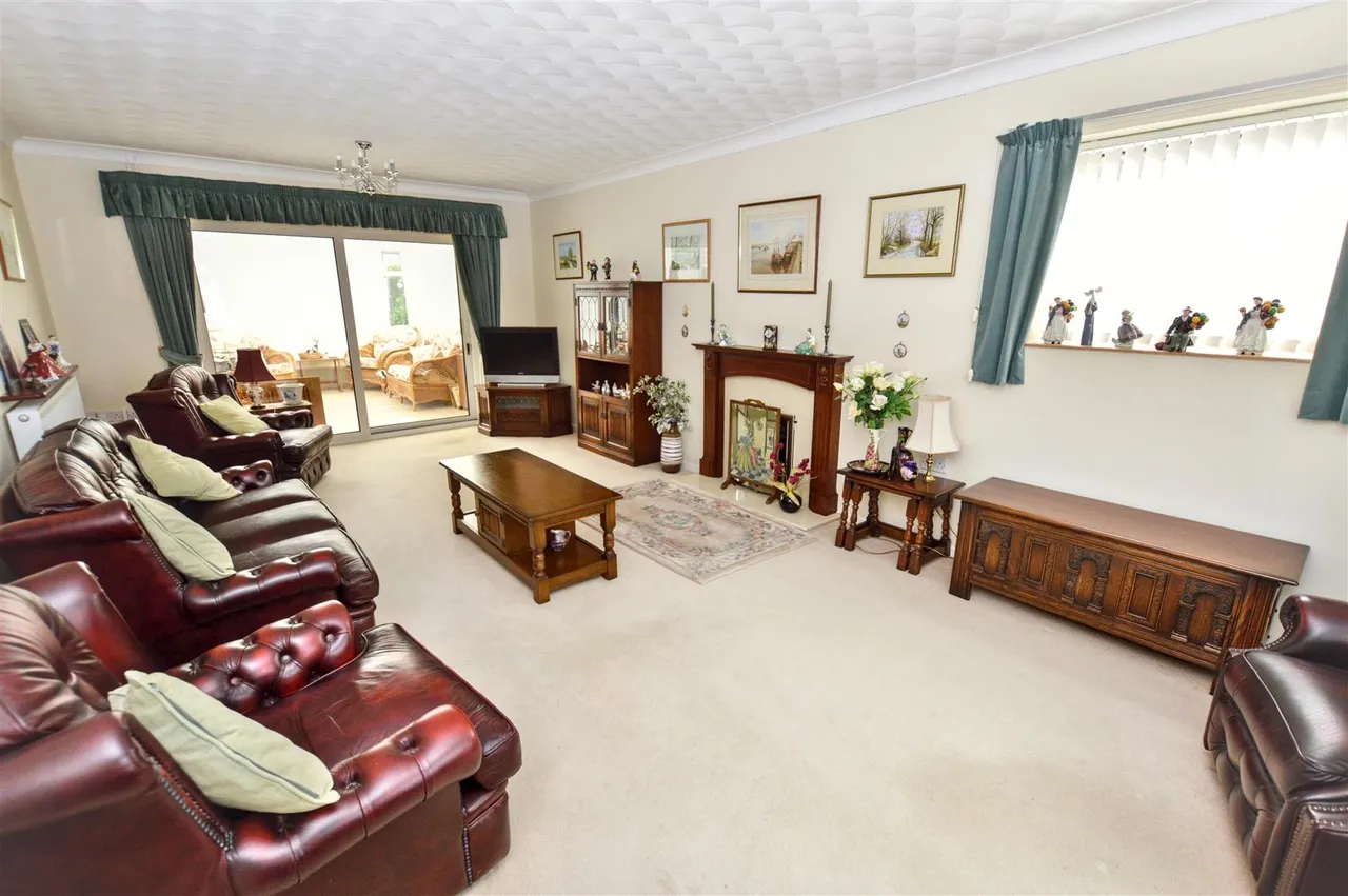 De Morley Garth, Sheringham, NR26, photo 3