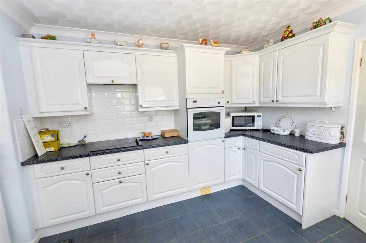 De Morley Garth, Sheringham, NR26, photo 8