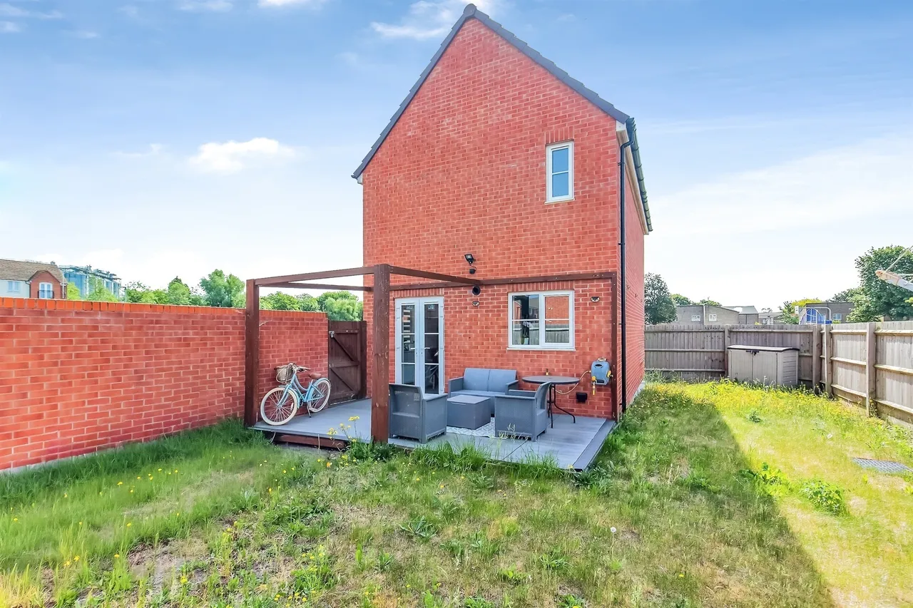 Spruce Grove, Peterborough, PE1, photo 13