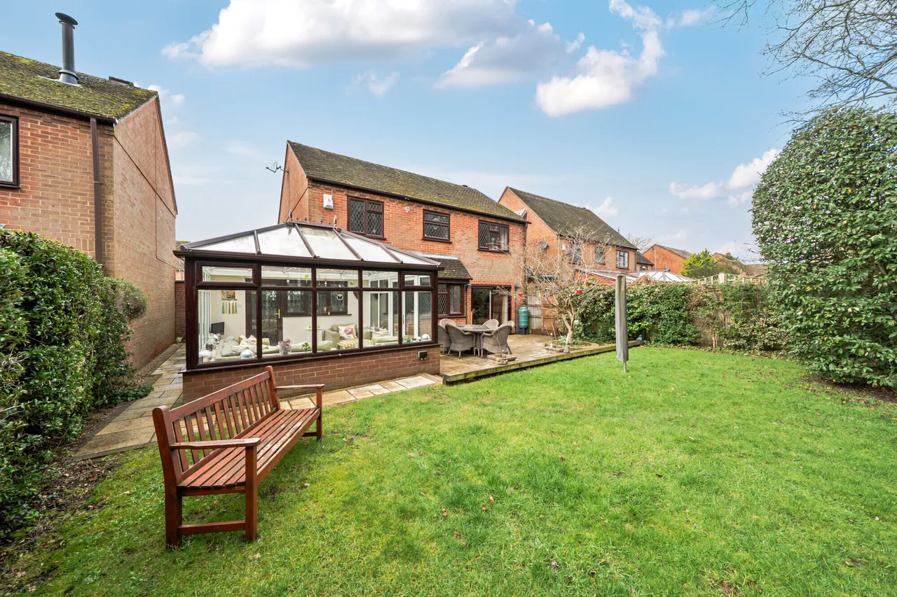 Burrows Close, Penn, HP10, photo 20