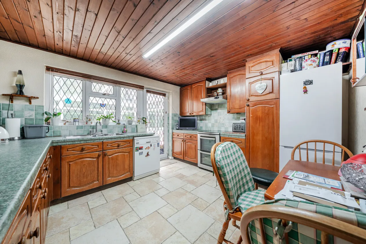 Burrows Close, Penn, HP10, photo 11