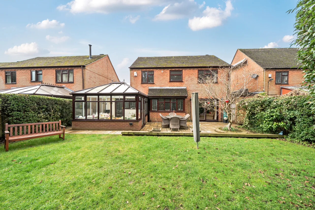 Burrows Close, Penn, HP10, photo 19