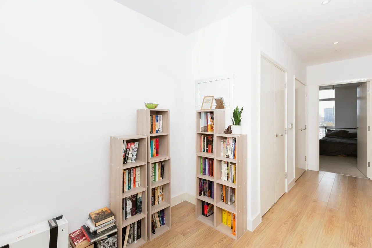 Pomfret Place, London, E14, photo 15